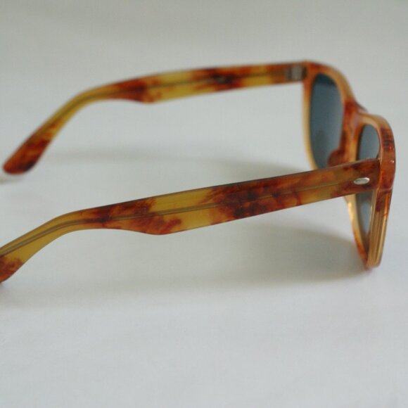 NWTTruVintage Wayfair like style larger size smoke glass polarized lens sunglass - Picture 4 of 7